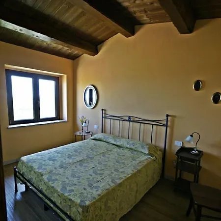 Della Rocca Alloggio per agriturismo *